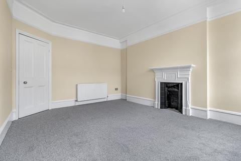 3 bedroom flat to rent, Talgarth Road, London, W14
