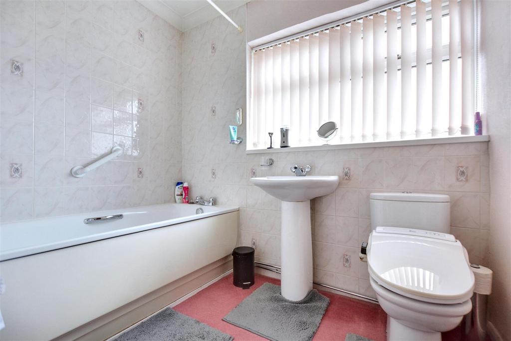 Bathroom.jpeg
