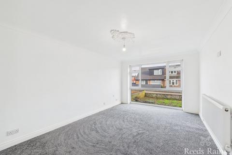 undefined, Astral Way, Hull HU7