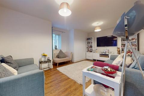 4 bedroom semi-detached house for sale, Penning Close, Milton Keynes MK14