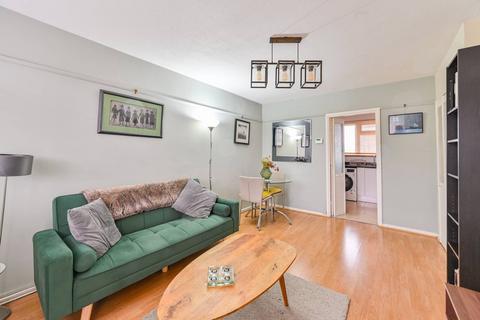 1 bedroom flat to rent, Meecham Court, Shuttleworth Road, Battersea, London, SW11