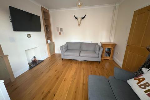 4 bedroom semi-detached house for sale, College Street, Ammanford, SA18