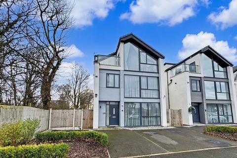 Meadow View, Radcliffe, M26