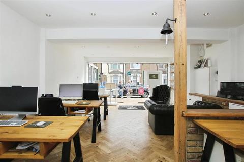 Retail property (high street) for sale, 135 Lancaster Rd Enfield EN2 0JN