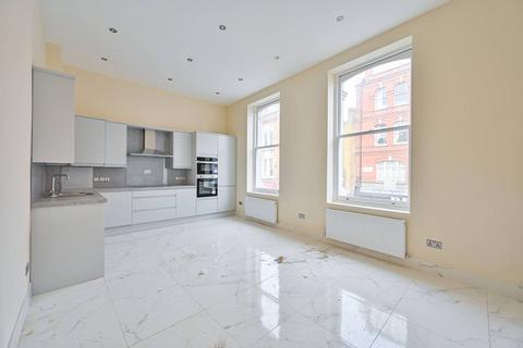 3 bedroom flat to rent, Electric Avenue, Brixton, London, SW9