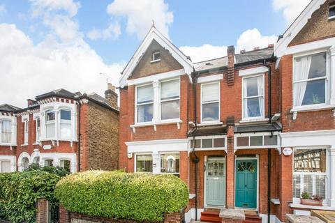 2 bedroom maisonette to rent, Tyrrell Road, East Dulwich, London, SE22
