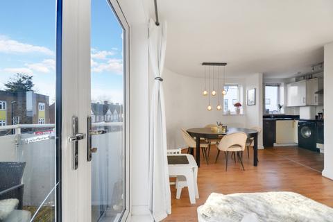 2 bedroom apartment for sale, at Oisc Court, 2 Craybrooke Road, London DA14