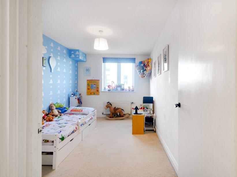 Bed 2 Pic  (2).jpg