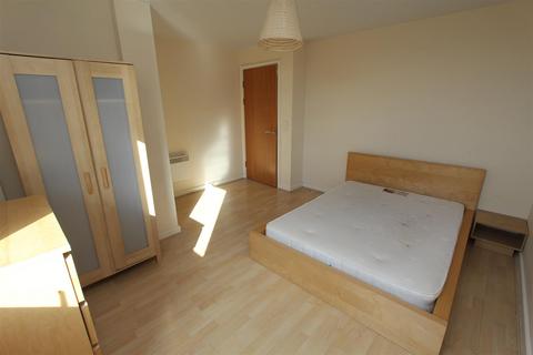 2 bedroom flat to rent, Aspect 14, Elmwood Lane