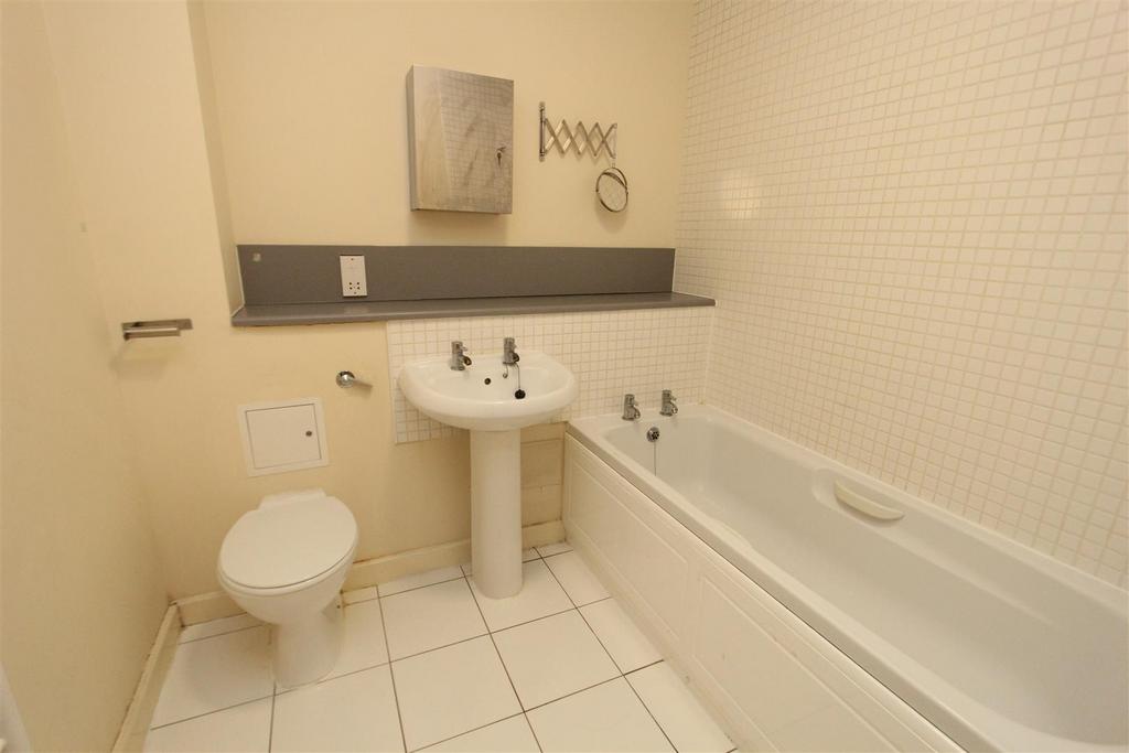 Bathroom.JPG