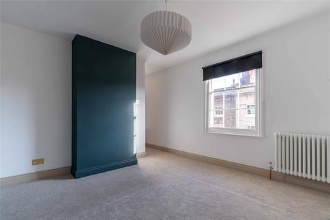 3 bedroom townhouse for sale, St. Johns Street, Woodbridge, Suffolk, IP12