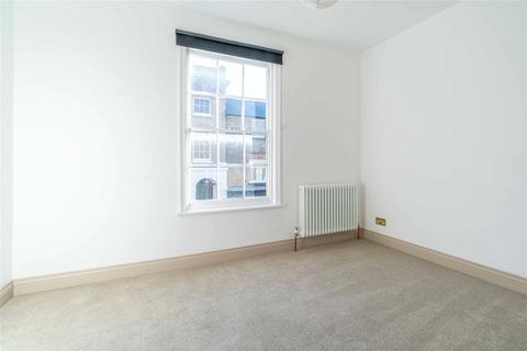 3 bedroom townhouse for sale, St. Johns Street, Woodbridge, Suffolk, IP12