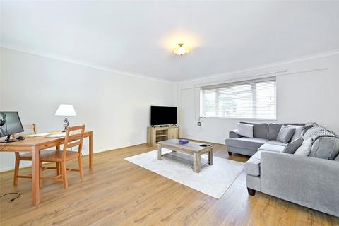 undefined, Heath Lodge, Wood Lane, Iver, Buckinghamshire, SL0