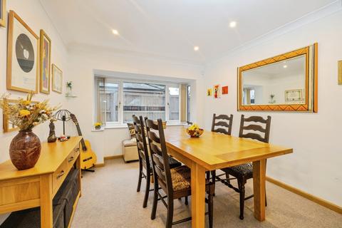 4 bedroom detached house for sale, Roselea Avenue, Lincoln LN2