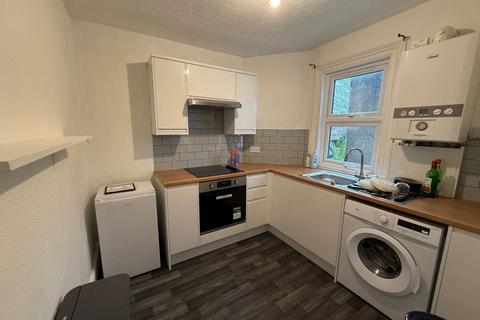 1 bedroom flat to rent, Queens Park Road, Brighton BN2 0GG