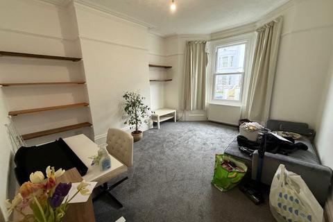 1 bedroom flat to rent, Queens Park Road, Brighton BN2 0GG