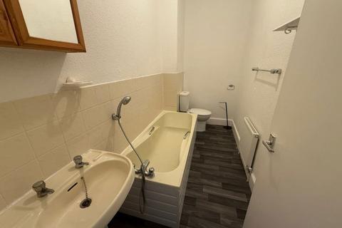 1 bedroom flat to rent, Queens Park Road, Brighton BN2 0GG