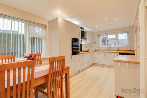 3 bedroom detached house for sale, Winterton Gardens, Sheffield, S20