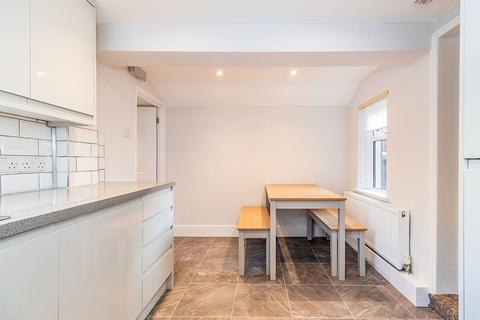 1 bedroom semi-detached house to rent, Penrhyn Road, Surrey KT1