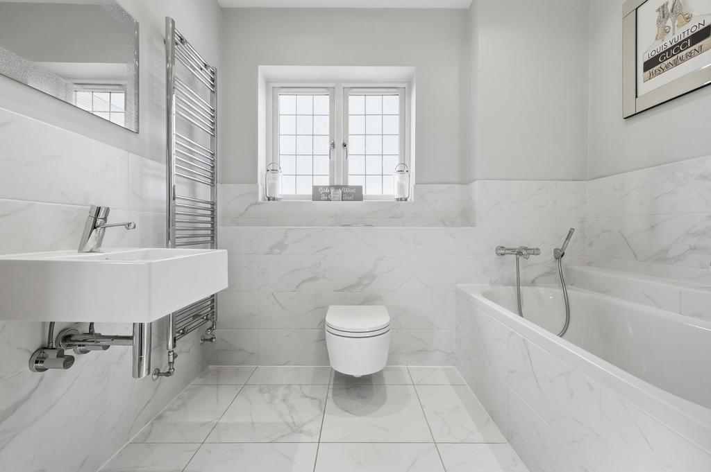 Ensuite