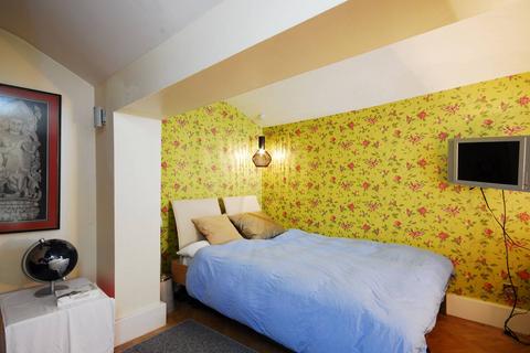 2 bedroom flat to rent, Queens Gate Terrace, South Kensington, London, SW7