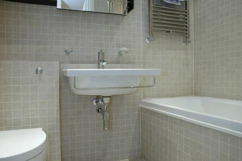 2 bedroom flat to rent, Queens Gate Terrace, South Kensington, London, SW7
