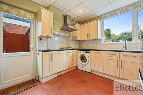 3 bedroom end of terrace house to rent, Watford Road, Harrow HA1