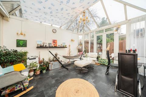 4 bedroom house for sale, Westway, London W12