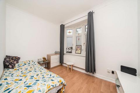 4 bedroom house for sale, Westway, London W12