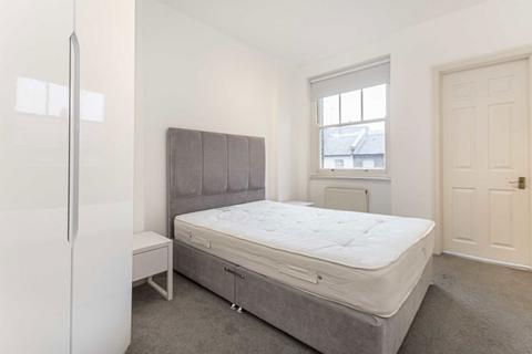 undefined, Chiswick Road, London W4
