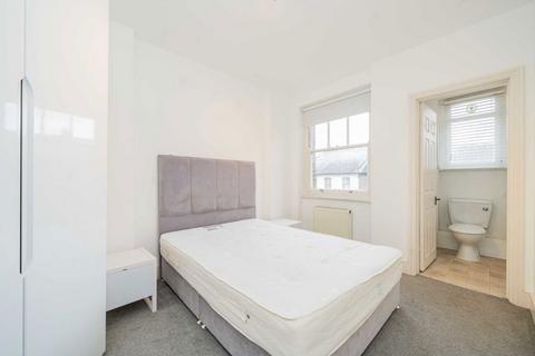 undefined, Chiswick Road, London W4