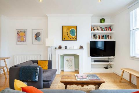 2 bedroom flat for sale, Shaftesbury Road, London N19