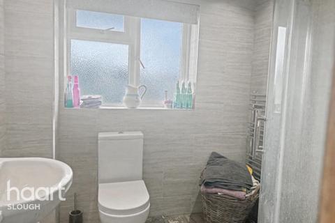 3 bedroom terraced house for sale, Boarlands Close, Slough