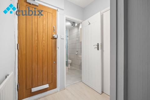 Studio for sale, Beckway Street, London SE17