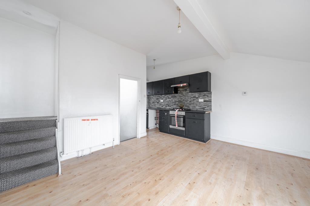 Kitchen / Reception
