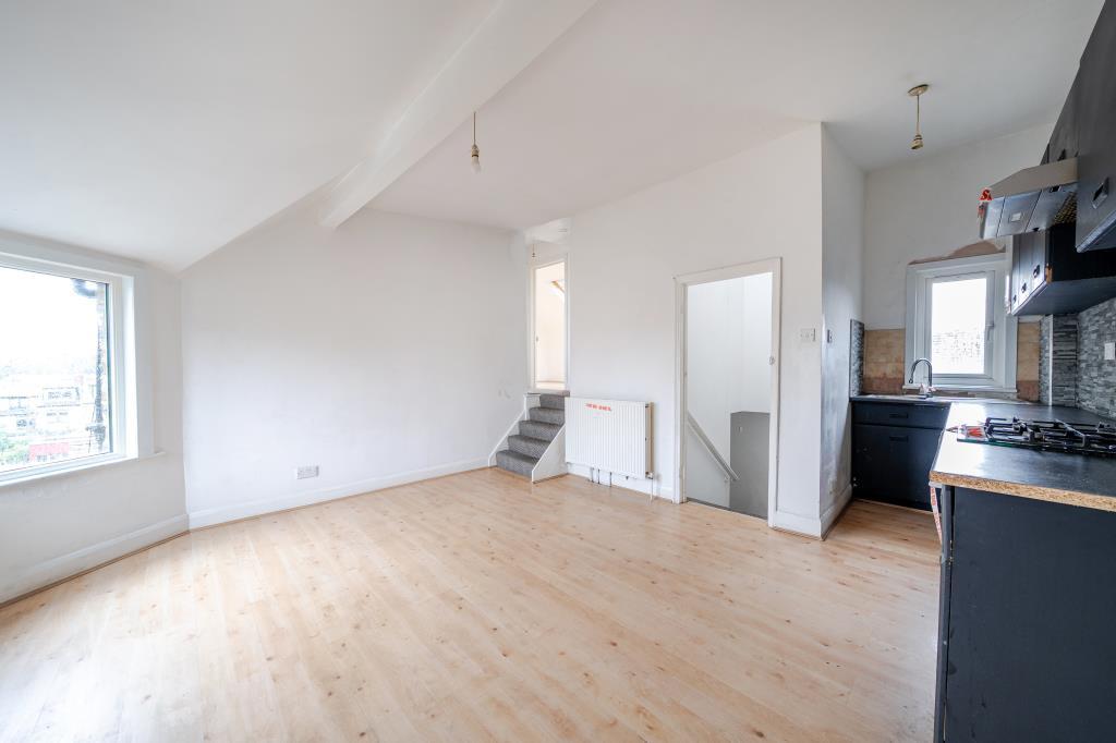 Kitchen / Reception