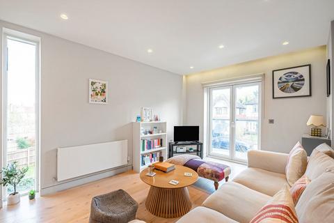 undefined, Valley Road, London SW16