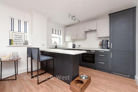 undefined, Waterslade, Redhill RH1