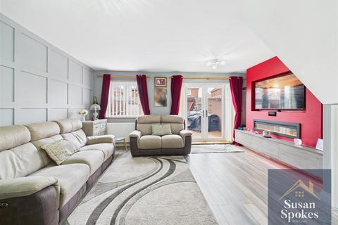 3 bedroom house for sale, Birkdale, South Shields