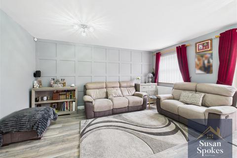 3 bedroom house for sale, Birkdale, South Shields