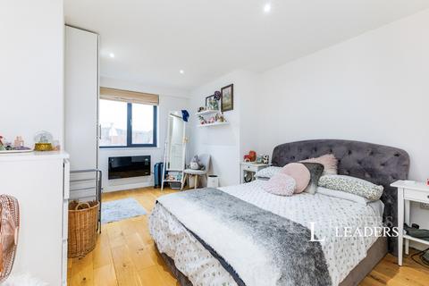 undefined, North Street, Leatherhead, Surrey, KT22