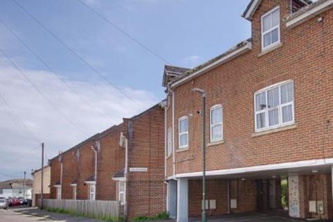 2 bedroom flat to rent, Northcote Road, Bournemouth BH1