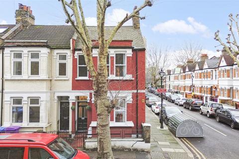2 bedroom semi-detached house to rent, Wrexham Road, London