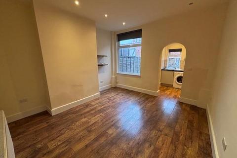 2 bedroom house to rent, Camborne Street, Fallowfield, Manchester