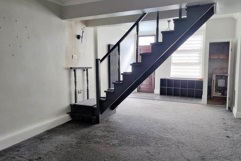 2 bedroom terraced house for sale, Gordon Street, Goole