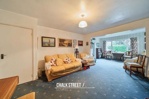3 bedroom semi-detached bungalow for sale, Hunter Drive, Hornchurch, RM12