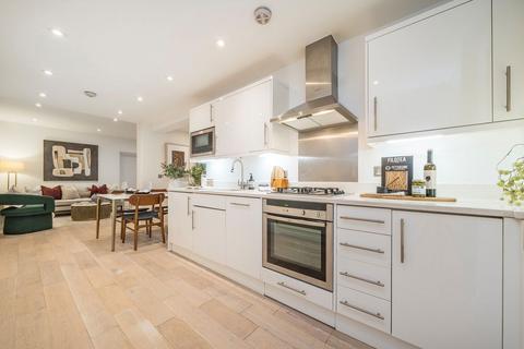 1 bedroom flat for sale, Elvaston Place, London SW7