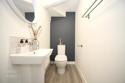 undefined, Preacher Close, Luton, Bedfordshire, LU2