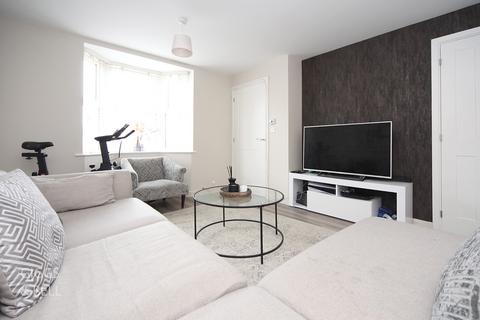 undefined, Preacher Close, Luton, Bedfordshire, LU2