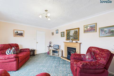 2 bedroom detached bungalow for sale, Orchard Way, Market Rasen, LN8